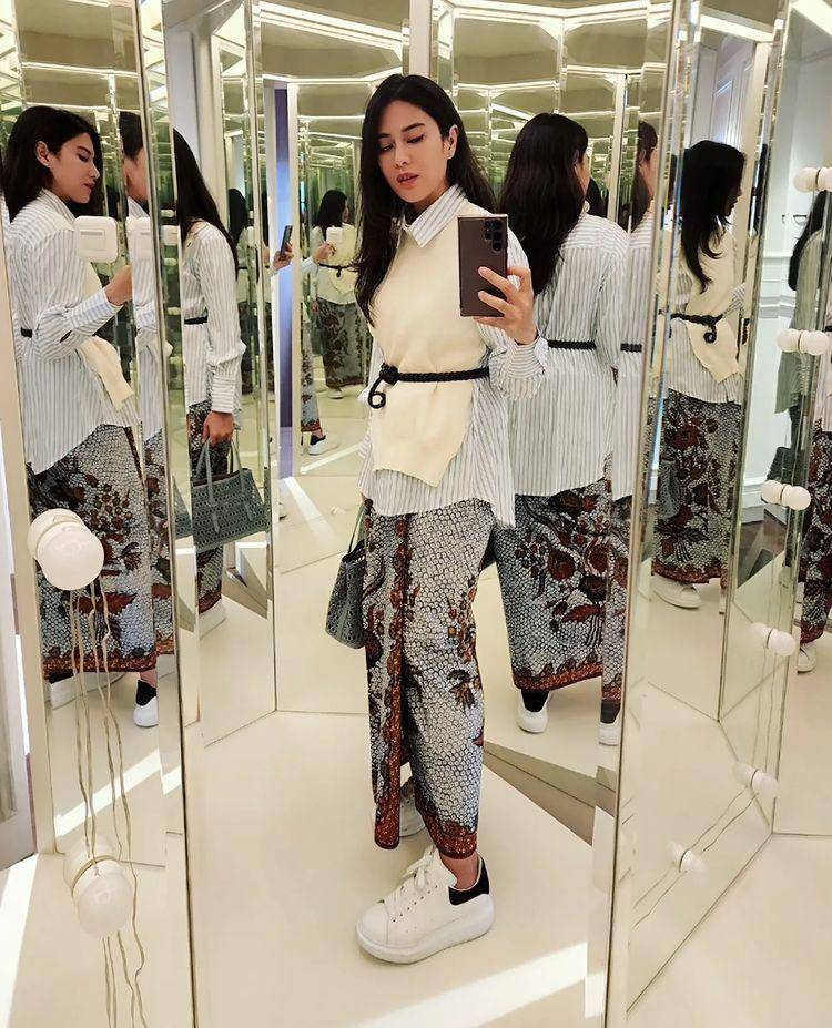 fakta peran Dian Sastrowardoyo sebagai Dasiyah (instagram.com/therealdisastr)