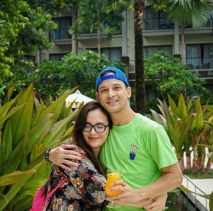 Lucky Perdana dan Istri (instagram.com/_luckyperdana)