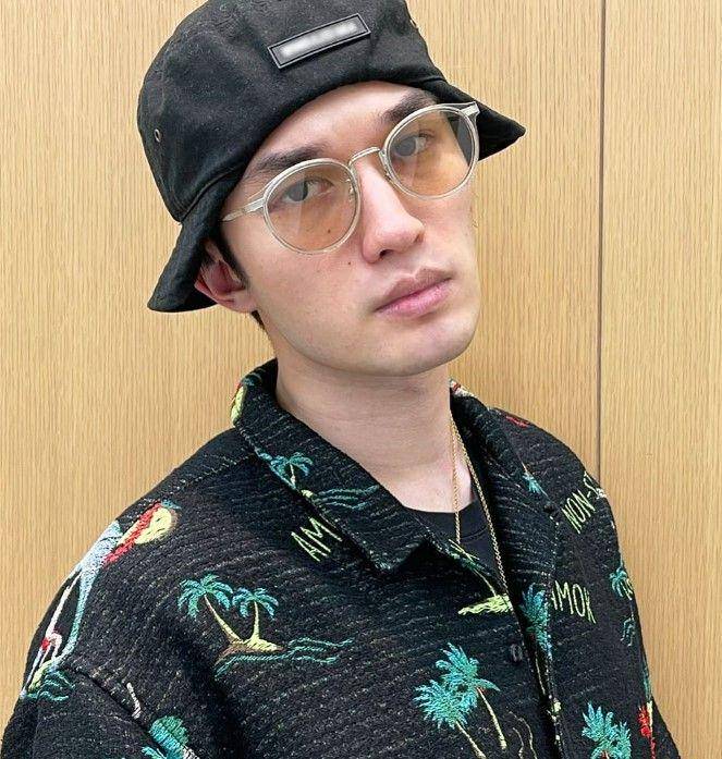 Jesse Lewis (instagram.com/sixtones_official)