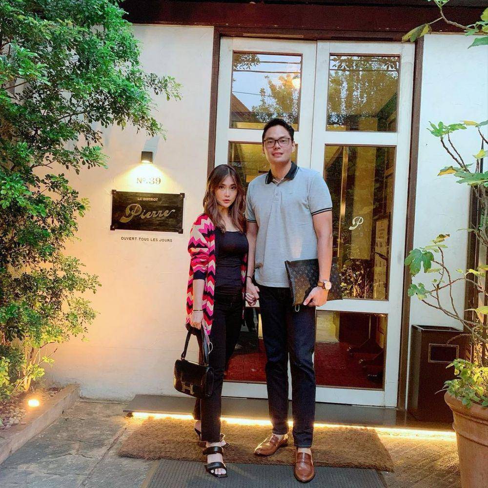 OOTD liburan ala Eva Anindita (instagram.com/eva_anindita_zachrie)