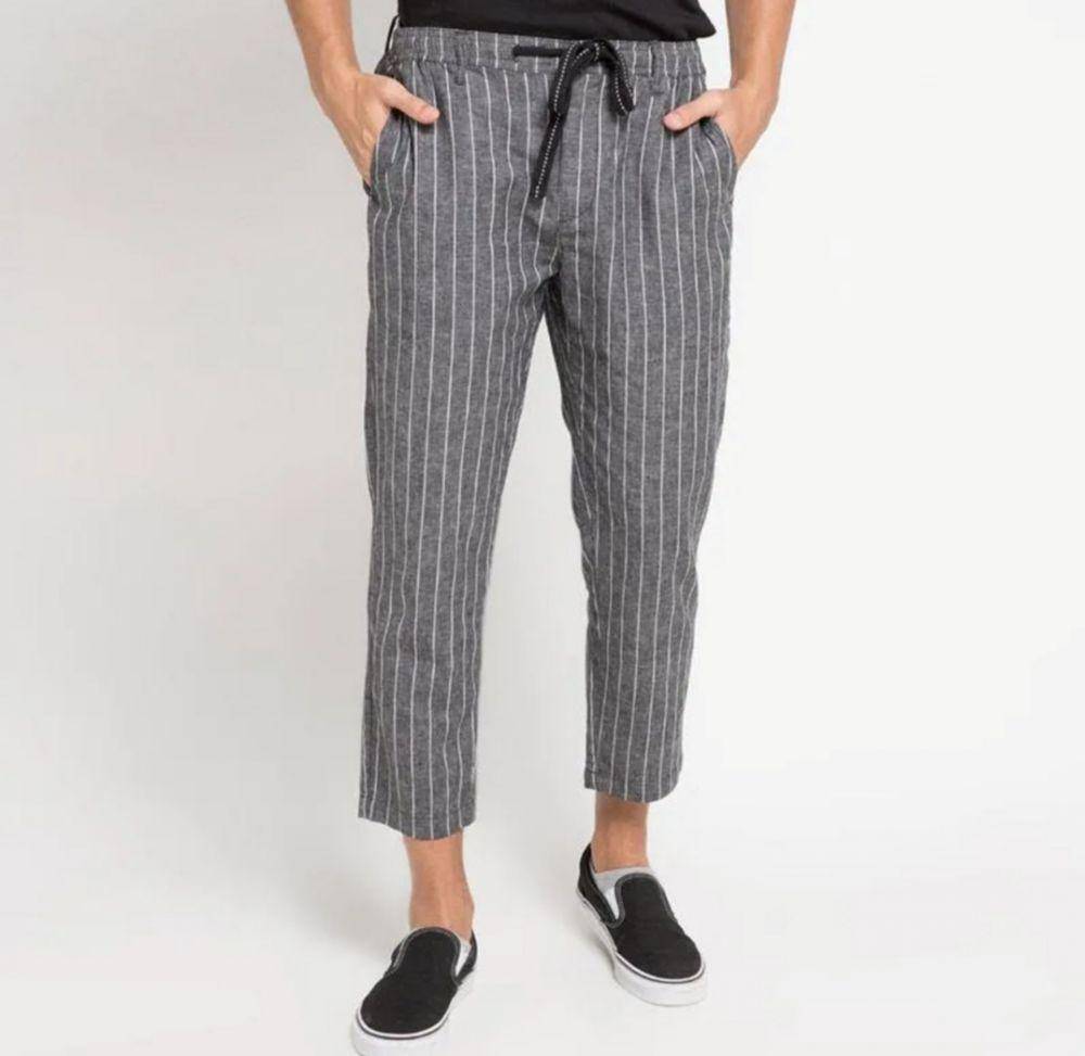 Giordano | Men Casual Linen Ankle Pants (blibli.com/Esi_Shop)