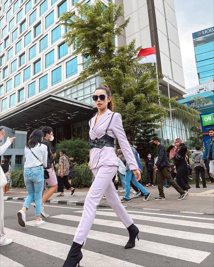 Gaya Artis di Citayam Fashion Week (instagram.com/tiffany_jolie)
