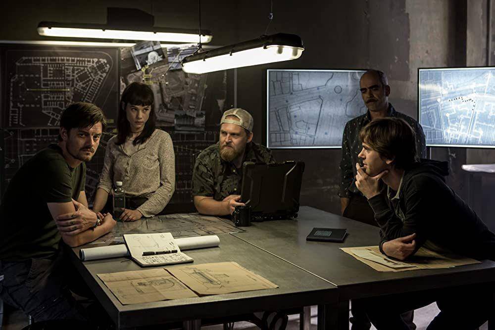 Cuplikan film Way Down (dok. TF1 Studio/Jorge Fuembuena)
