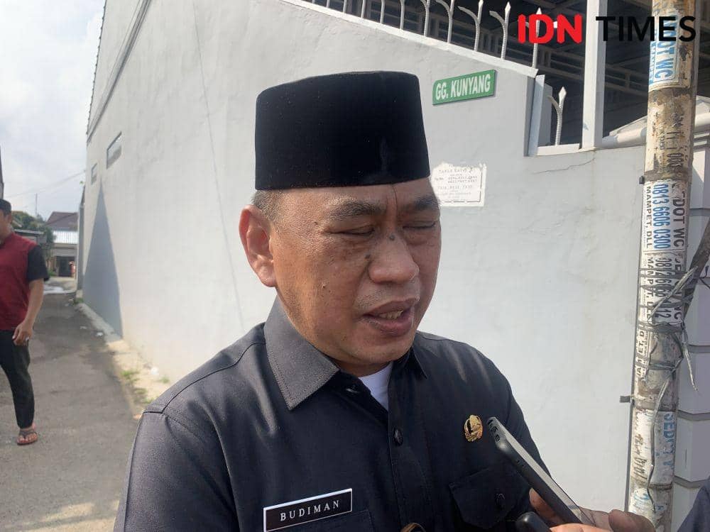 Asisten 1 Bandar Lampung, Budiman. (IDN Times/Rohmah Mustaurida).