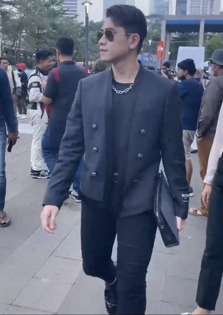 Athalla ke Citayam Fashion Week (instagram.com/athallanaufal7)