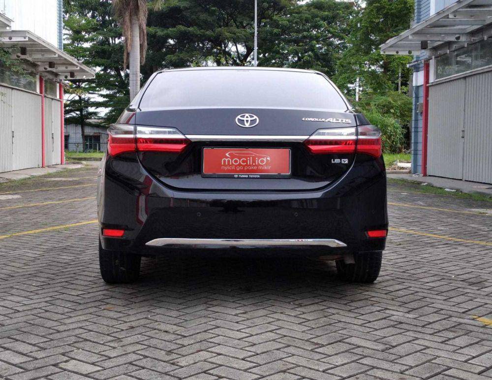 Toyota Altis 1.8 V AT 2017 (mocil.id)