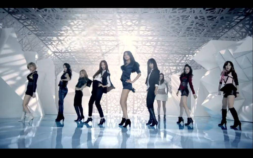 `Girls' Generation (youtube.com/smtown)