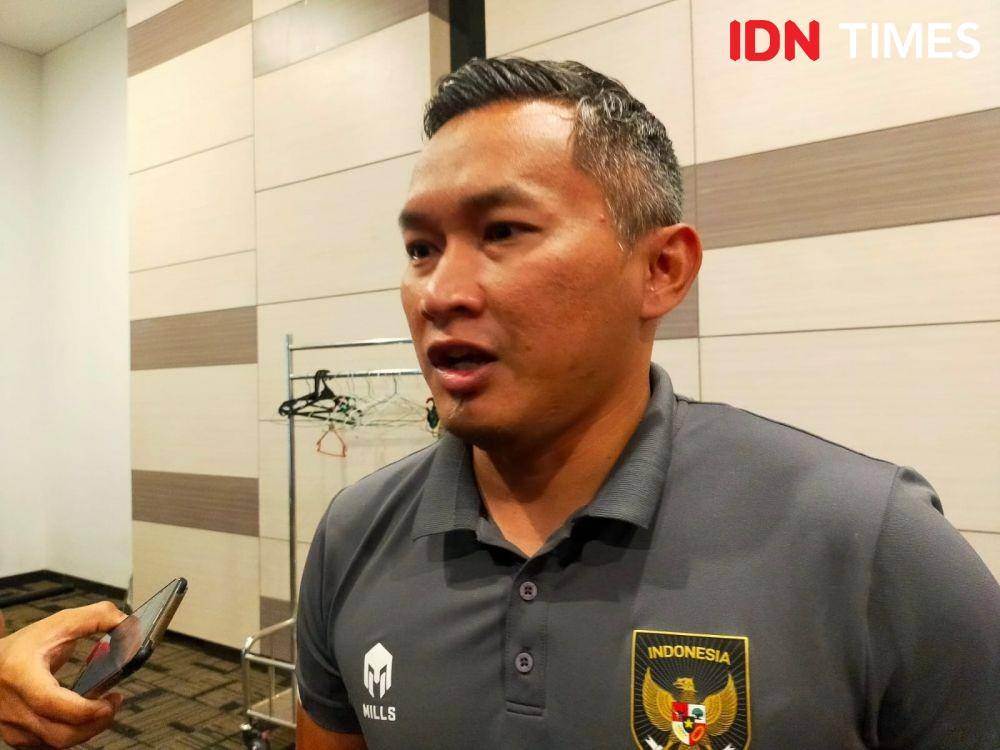 Pelatih Timnas Putri Indonesia di Piala AFF U-18 Wanita 2022, Rudy Eka Priyambada (IDN Times/Feny Maulia Agustin)