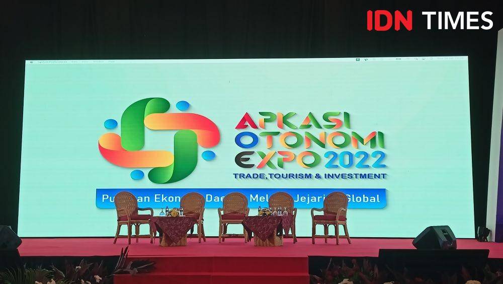 Apkasi Otonomi Expo (AOE) 2022 di Jakarta Convention Center (JCC), Senayan, Rabu (20/7/2022). (IDN Times/Siti Nurhaliza).