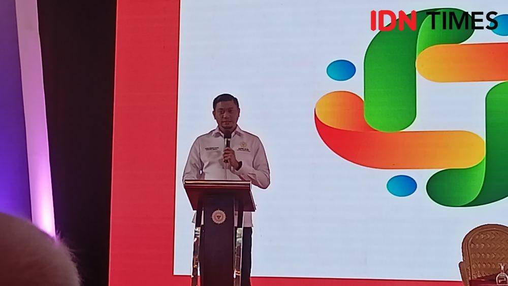 Bupati Gowa sekaligus Sekjen Apkasi, Adnan Purichta Ichsan dalam Apkasi Otonomi Expo (AOE) 2022 di Jakarta Convention Center (JCC), Senayan, Rabu (20/7/2022). (IDN Times/Siti Nurhaliza).