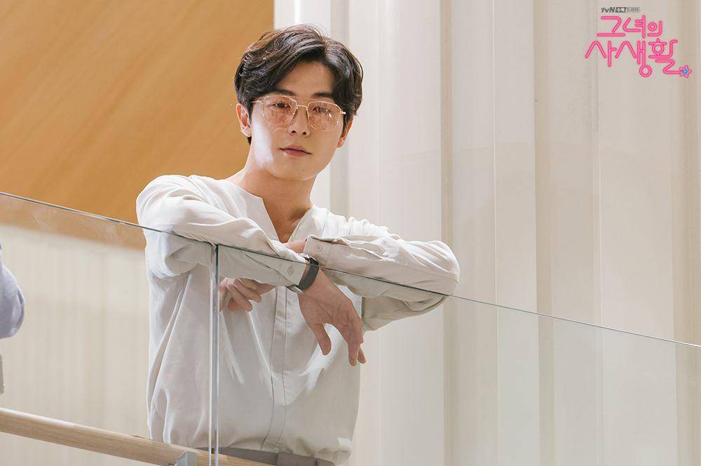 Kim Jae Wook sebagai Ryan Gold dalam Her Private Life (dok. tvN/Her Private Life)
