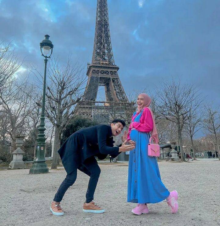 potret Ria Ricis saat di Paris, Perancis. Instagram.com/riaricis1795