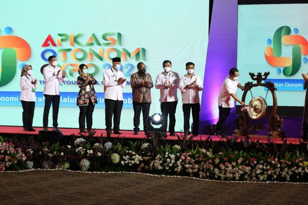 Pembukaan AOE 2022 di JCC Senayan Jakarta, Rabu (20/7/2022). (Dok.Apkasi)