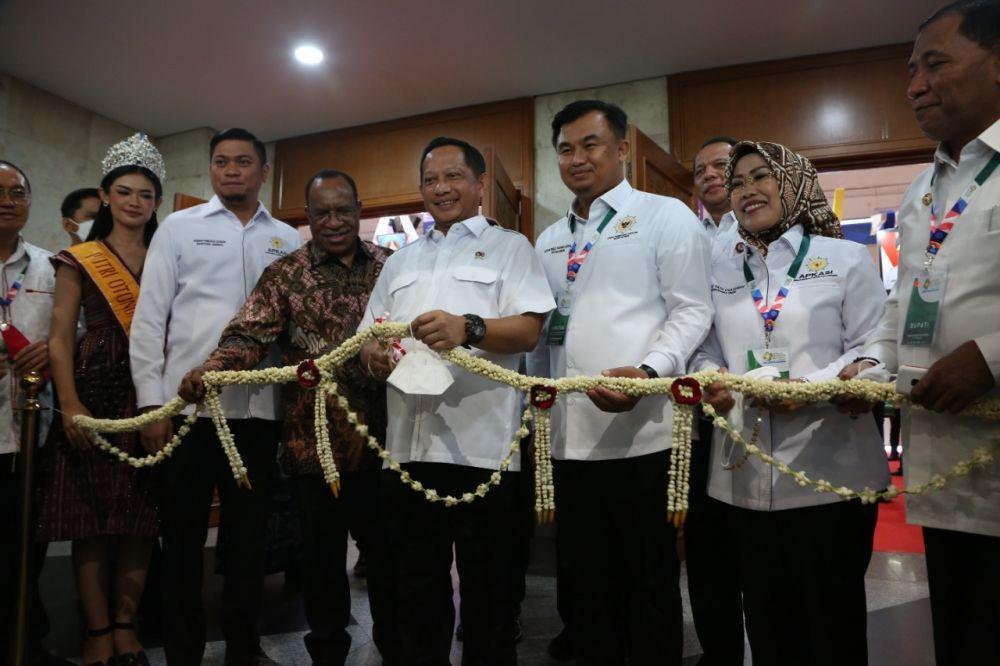 Pembukaan AOE 2022 oleh Mendagri Tito Karnavian di JCC Senayan Jakarta, Rabu (20/7/2022). (Dok.Apkasi)
