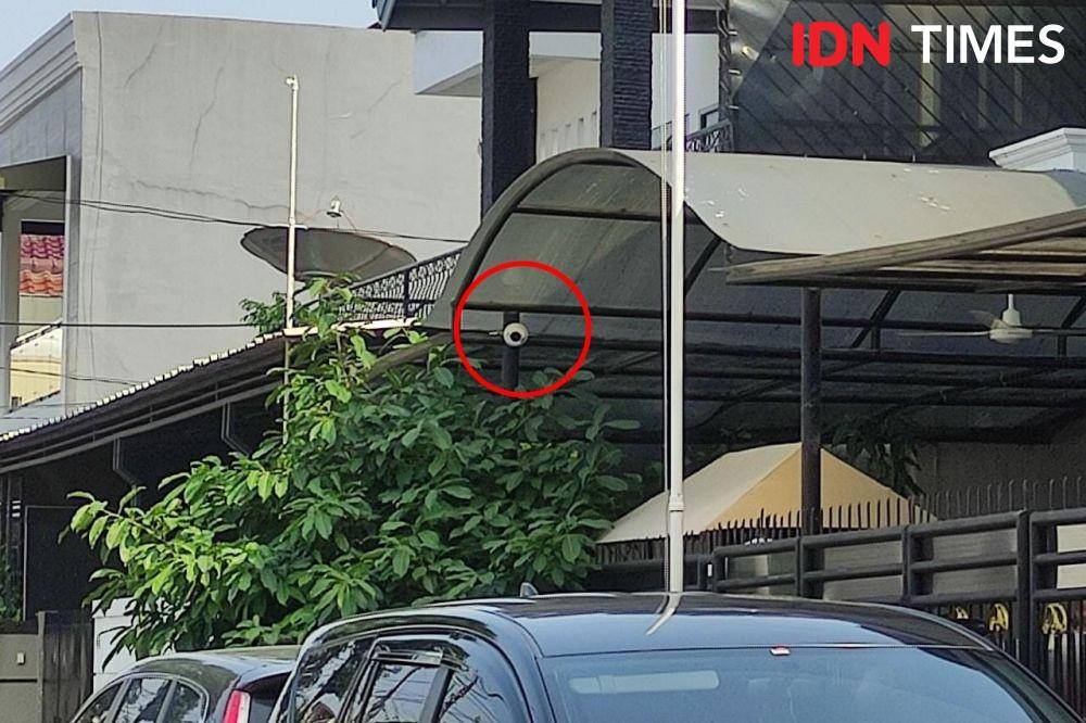 CCTV di sekitar rumah dinas Irjen Pol Ferdy Sambo, Perumahan Polri, Duren Tiga, Jakarta Selatan. (IDN Times/Yosafat Diva Bayu Wisesa)