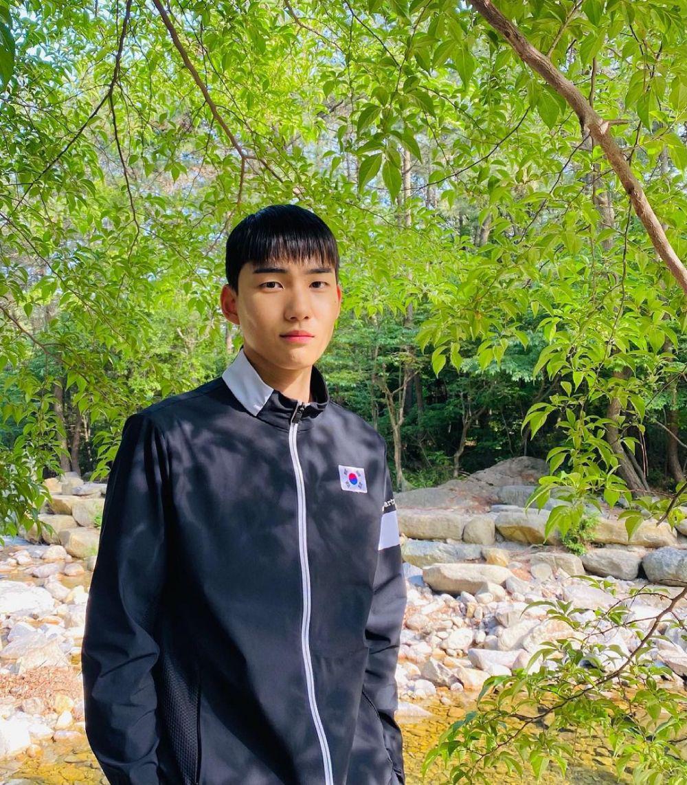 Tang Jun Sang (instagram.com/t_js0813)