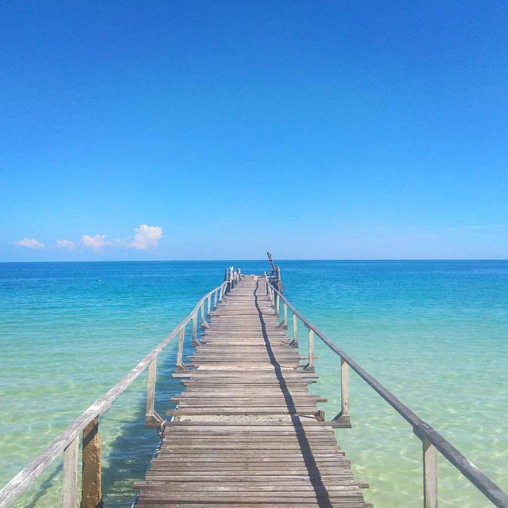 Ko Samet Thailand (instagram.com/adhockdesign/)