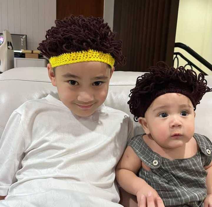 Potret Rafathar dan Rayyanza (Instagram.com/raffinagita1717)