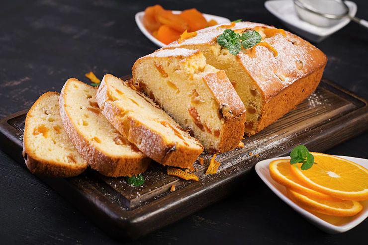 ilustrasi salted egg chiffon cake (freepik.com/timolina)