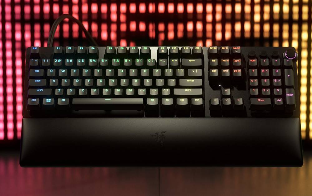ilustrasi Razer Huntsman v2 Analog (razer.com)