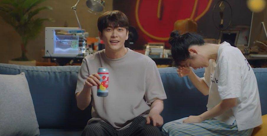 Kang Tae Oh dan Shin Ye Eun (dok. KBS WORLD TV/The Effect of a Finger Flick on a Breakup)