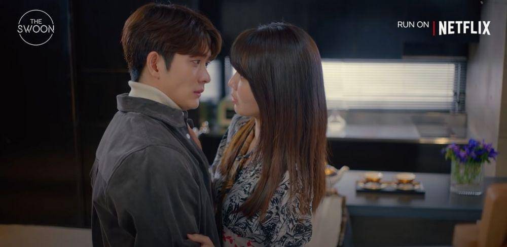 Kang Tae Oh dan Choi Soo Young (dok. The Swoon/Run On)