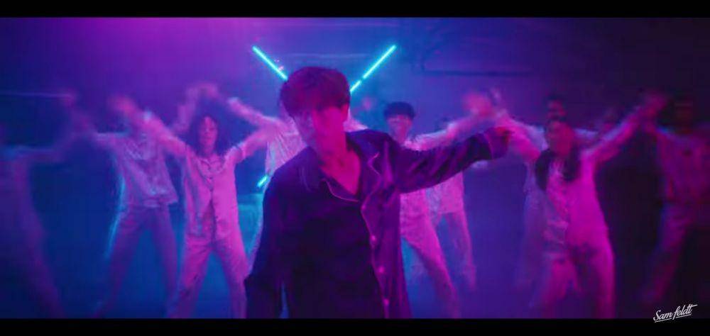 potret cuplikan MV Late Night Feels (dok. YouTube/Sam Feldt)
