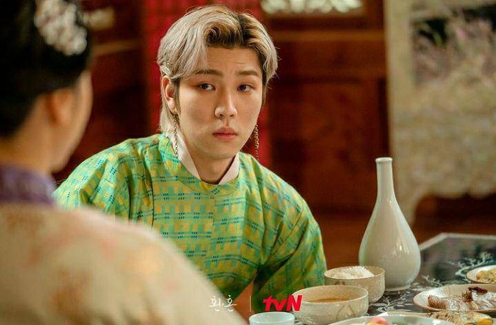 Yoo In Soo di Alchemy of Souls (instagram.com/tvn_drama)