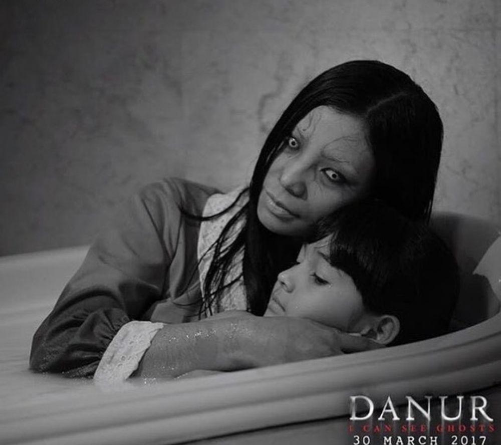 Film Danur I : I Can See Ghost (https://www.instagram.com/danurmovie.id/)