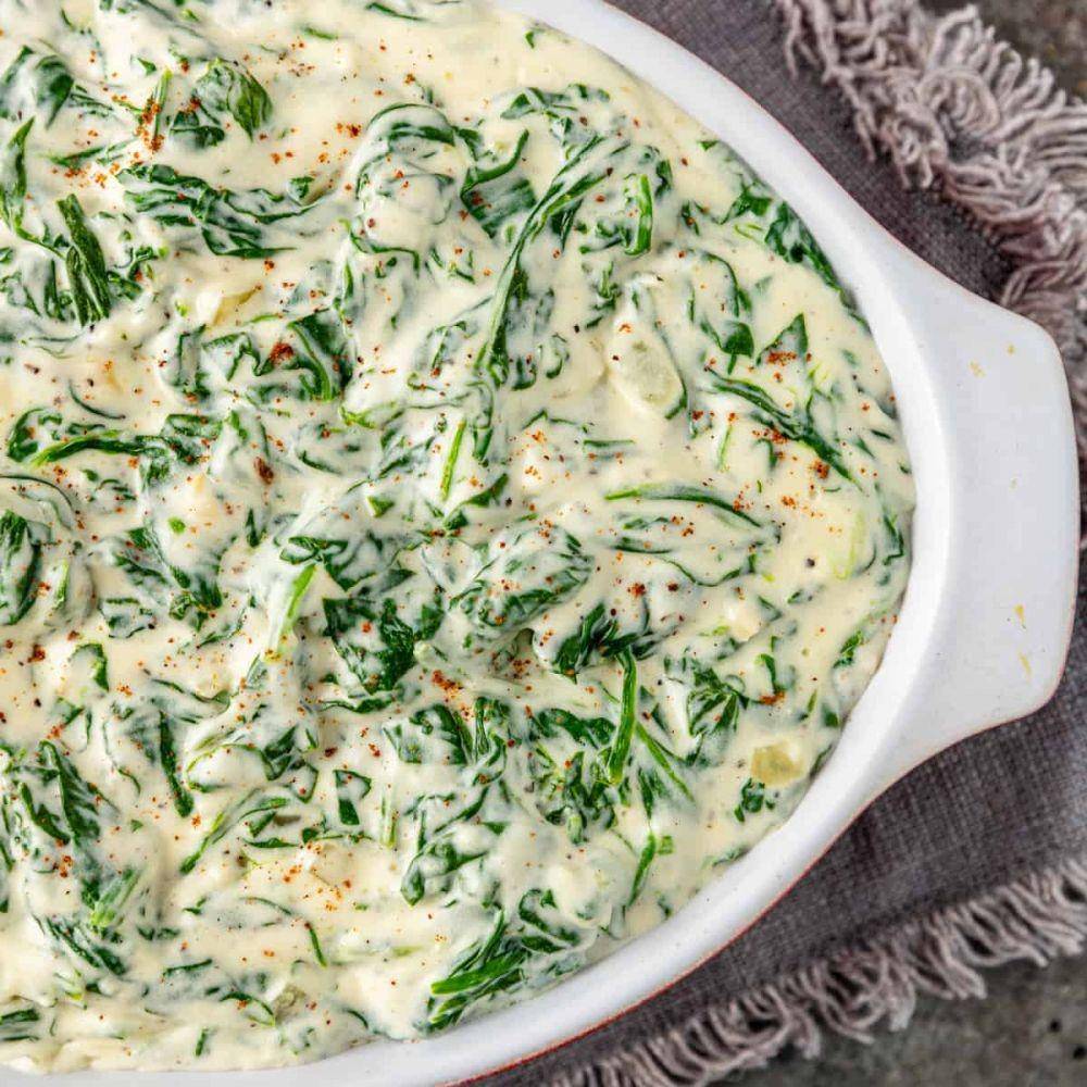 Ilustrasi creamy spinach (keviniscooking.com)