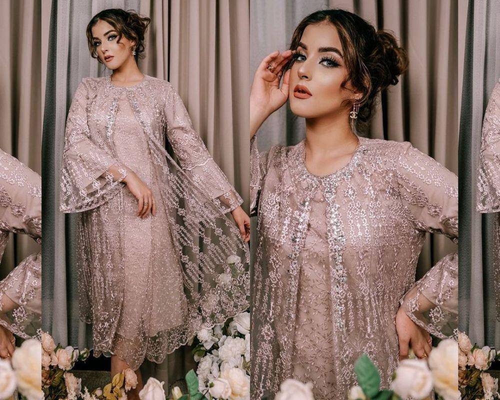 Dress midi brokat (instagram.com/tasyafarasya)