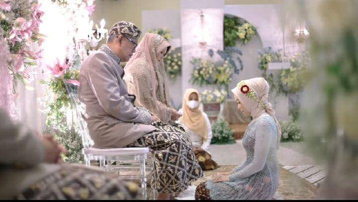 Pengajian dan siraman Alca Octaviani, calon istri Bintang Emon. (Imagenic via Instagram.com/alcaoctvn)
