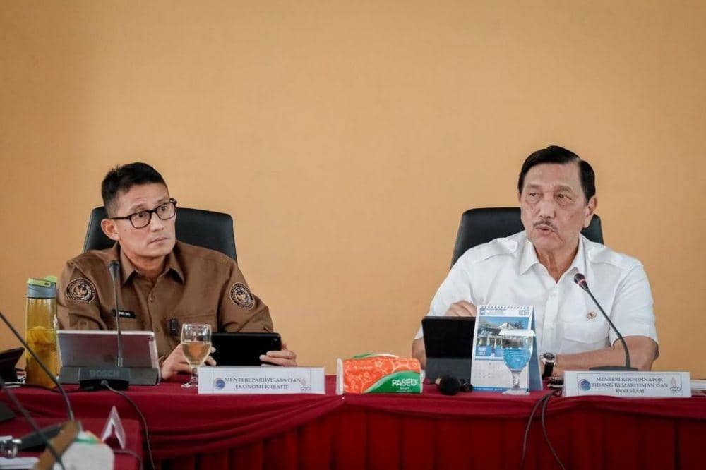 Menteri Parekraf Sandiaga Uno mendorong kawasan Danau Toba menjadi KEK. (Dok: Kemenparekraf)