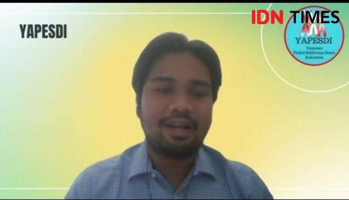 Perwakilan dari Yayasan Peduli Sindroma Down Indonesia (Yapesdi) Keynan Reihan dalam Media Gathering dengan tema “Mendorong Ratifikasi Konvensi ILO 190”, Jumat (22/7/2022) (IDN Times/ Lia Hutasoit)