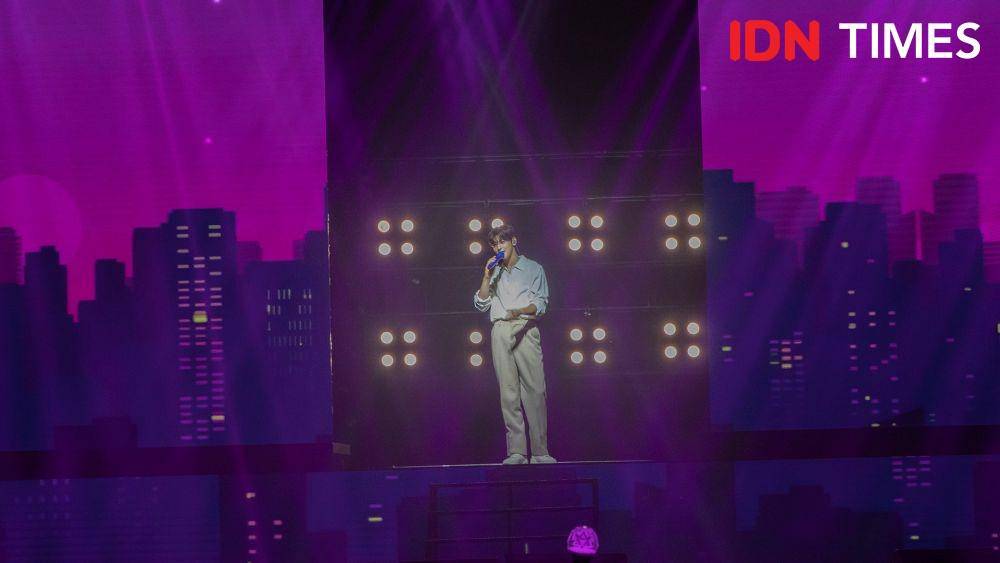 Cha Eun woo di Fan Meeting 2022 Just One 10 Minute [Starry Caravan] di Tenis Indoor Senayan, Jakarta, pada Sabtu (23/7/2022). (IDN Times/Alya Dwi Achyarini)