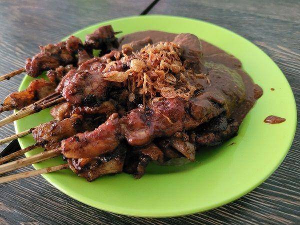 Sate Ayam Pertok H. Martingen Sakerah (google.com/maps/m n rizal)
