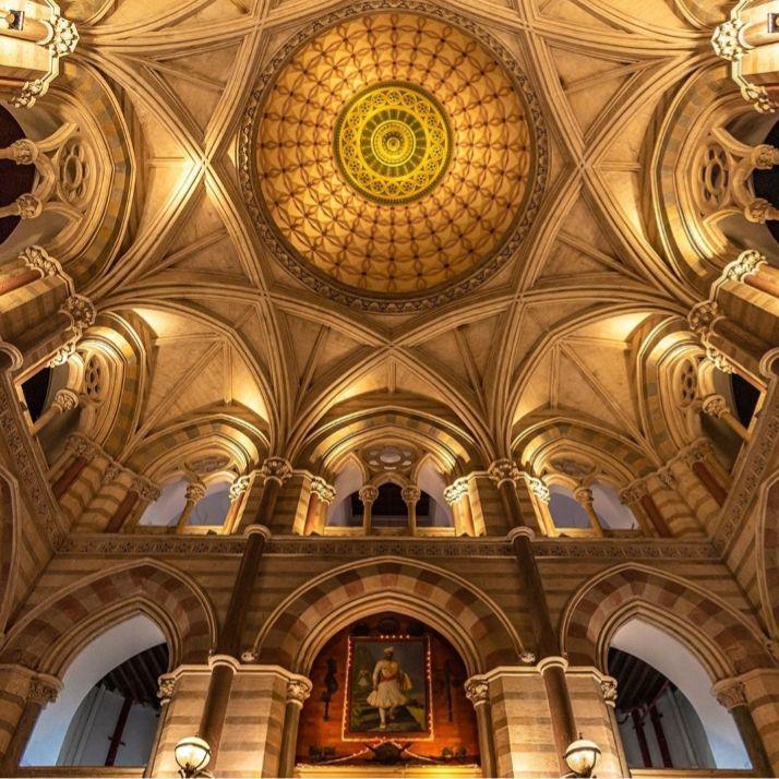 Hotel Taj Mahal Palace (instagram.com/tajmahalmumbai)