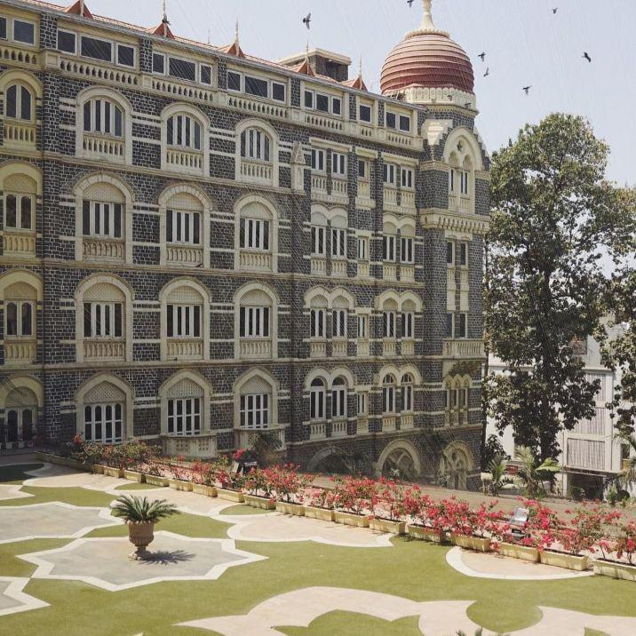 Hotel Taj Mahal Palace (instagram.com/tajmahalmumbai)