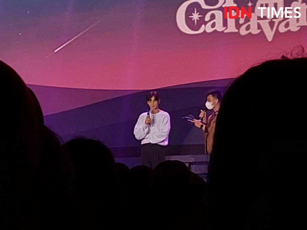 Cha Eun woo di Fan Meeting 2022 Just One 10 Minute [Starry Caravan] di Tenis Indoor Senayan, Jakarta, pada Sabtu (23/7/2022). (IDN Times/Alya Dwi Achyarini)