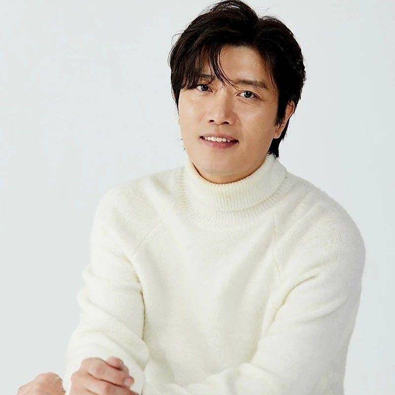 Park Hee Soon (instagram.com/park_hee_soon)