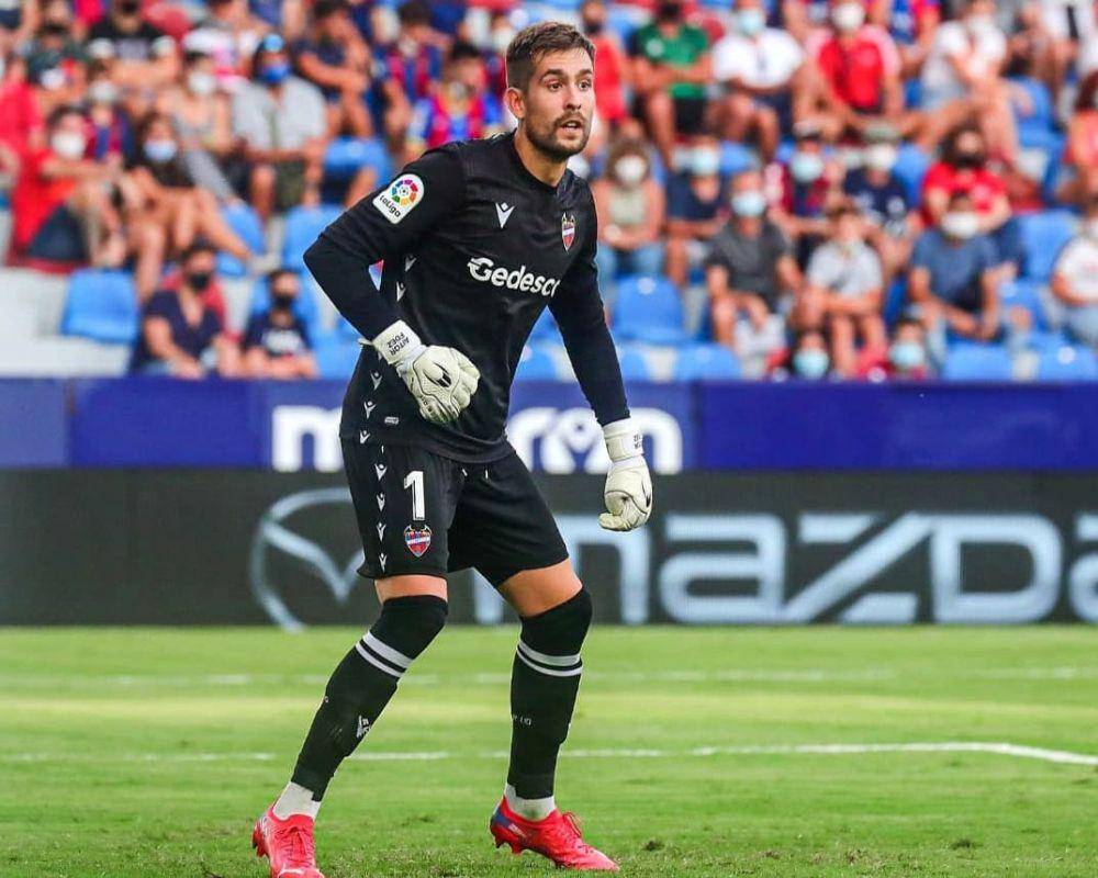 Aitor Fernandez ketika membela Levante. (instagram.com/aitorfernandez13)