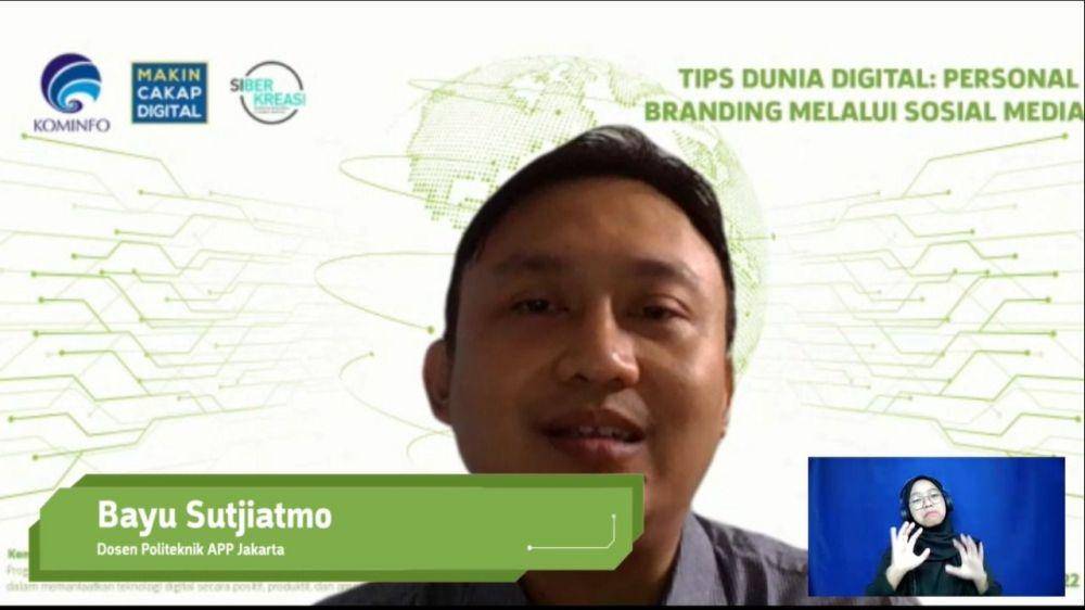 Webinar yang ke-7 untuk kelompok masyarakat / komunitas di wilayah Sumatra dengan tema “TIPS DUNIA DIGITAL: PERSONAL BRANDING MELALUI SOSIAL MEDIA” (Dok. Kominfo)