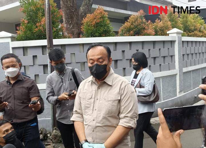 Kadiv Humas Polri Irjen Pol Dedi Prasetyo dalam prarekonstruksi kasus tewasnya Brigadir J di rumah Ferdy Sambo (IDN Times/Yosafat Diva Bayu)