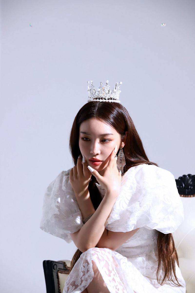 Chung Ha (post.naver.com/MNH ENTERTAINMENT)