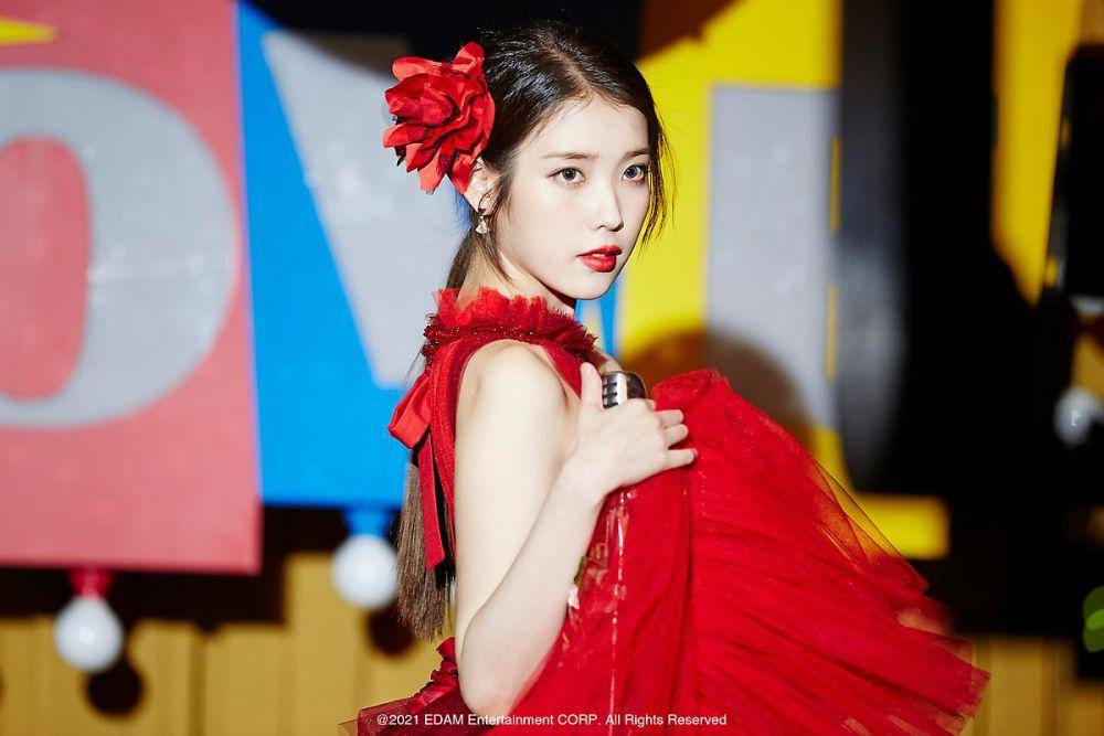 IU (post.naver.com/EDAM엔터테인먼트)
