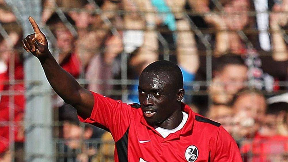 Papiss Cisse (skysports.com)