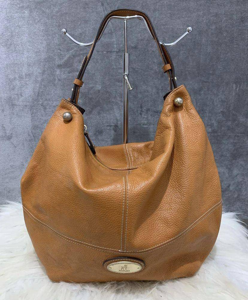 Tas di Thrift Cantik. (Instagram/thrift_cantikk).