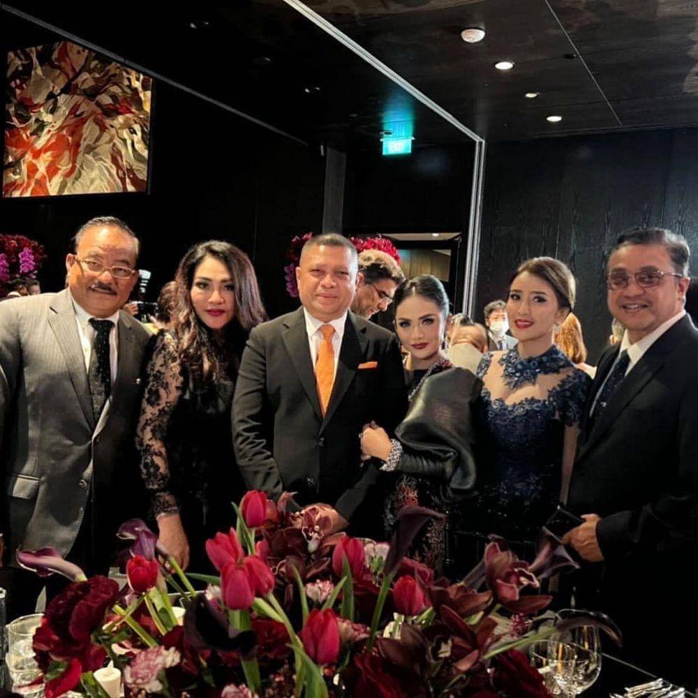 Resepsi Jessica Tanoe dan Jonathan Natakusuma (Instagam.com/krisdayantilemos)