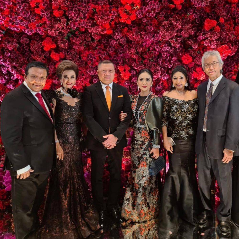 Resepsi Jessica Tanoe dan Jonathan Natakusuma (Instagam.com/krisdayantilemos)