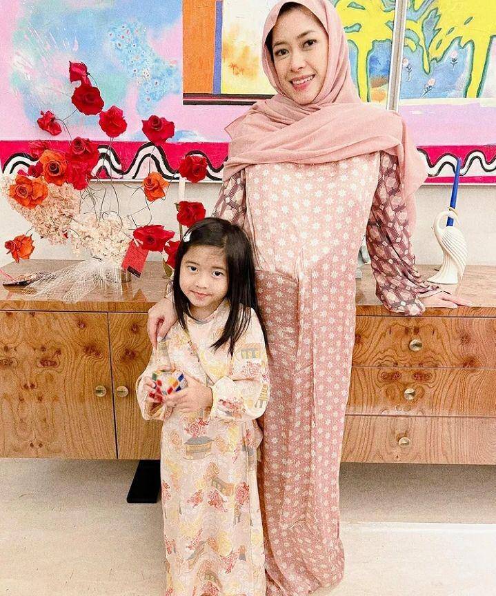 Potret anak ketiga Ibas dan Aliya. Instagram.com/ruby_26 | Potret peryaan Hari Raya Idul Fitri keluarga Presiden SBY. Instagram.com/annisayudhoyono